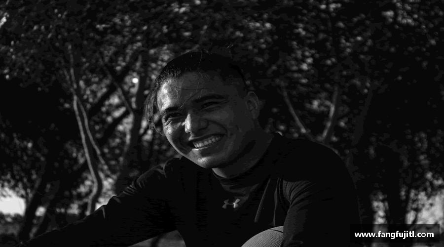 QY千亿体育拼搏拼出精彩，勇敢向前